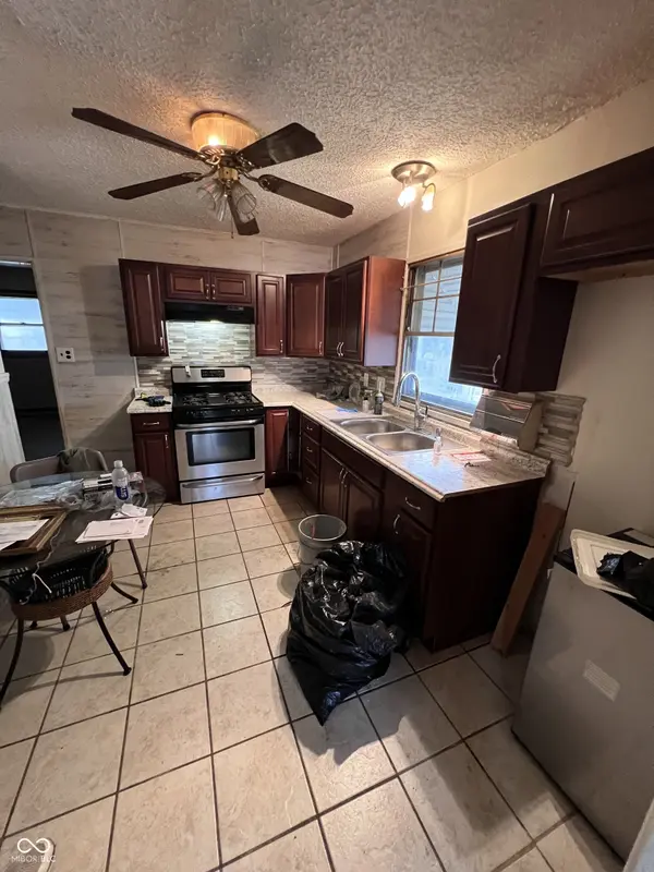 4235 Rookwood AVE, Indianapolis, IN 46208
