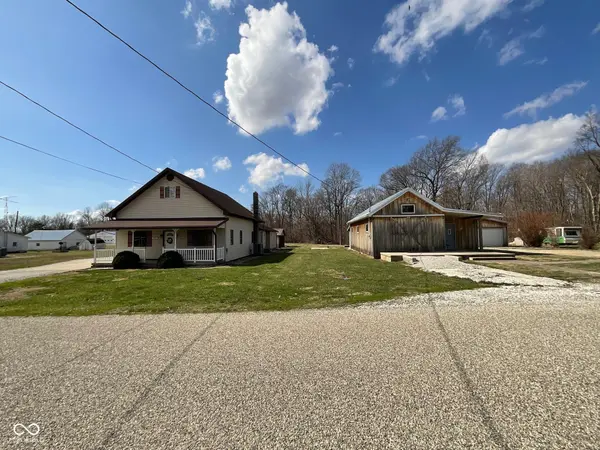 7017 S 3rd ST, Hillsdale, IN 47854