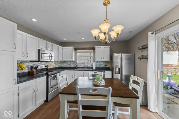 447 S Woodfield LN, Bloomington, IN 47403