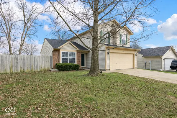 447 S Woodfield LN, Bloomington, IN 47403