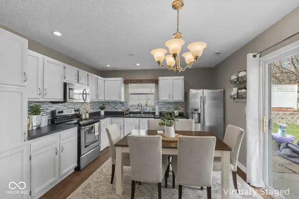 447 S Woodfield LN, Bloomington, IN 47403