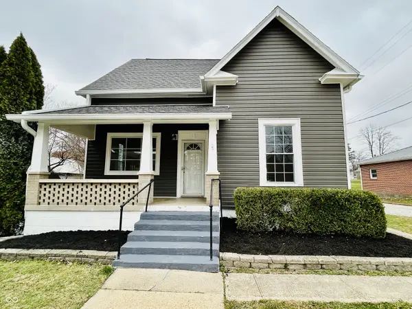 11 N Indiana ST, Roachdale, IN 46172