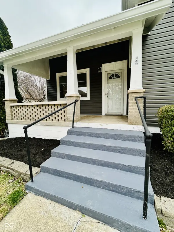 11 N Indiana ST, Roachdale, IN 46172