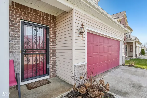 8357 Gates Corner DR, Camby, IN 46113