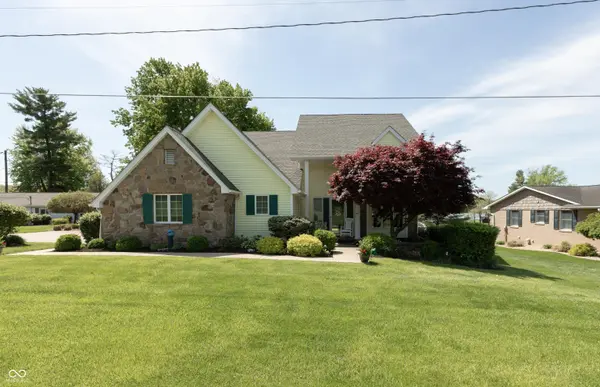 889 E North Shore DR,  Brownstown,  IN 47220