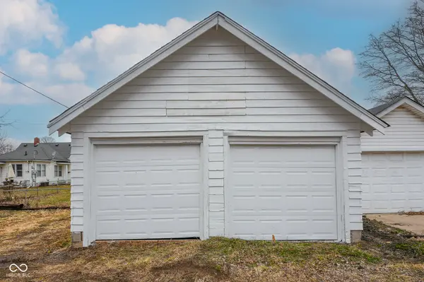1107 W 3rd ST, Anderson, IN 46016