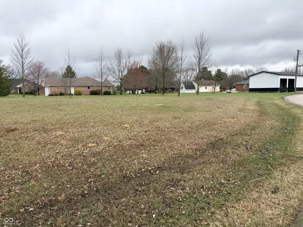 610 Meadowlark DR, Jamestown, IN 46147