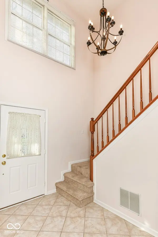 14811 Beacon BLVD, Carmel, IN 46032