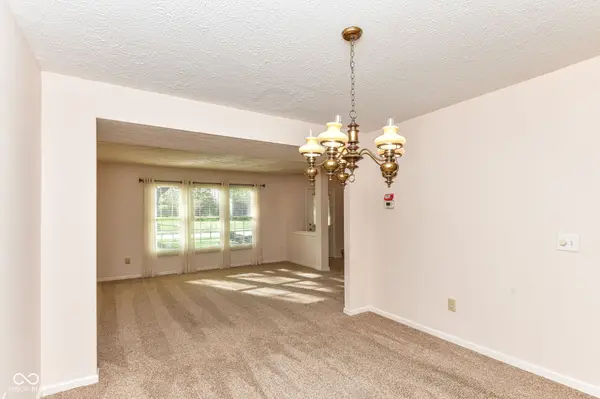14811 Beacon BLVD, Carmel, IN 46032