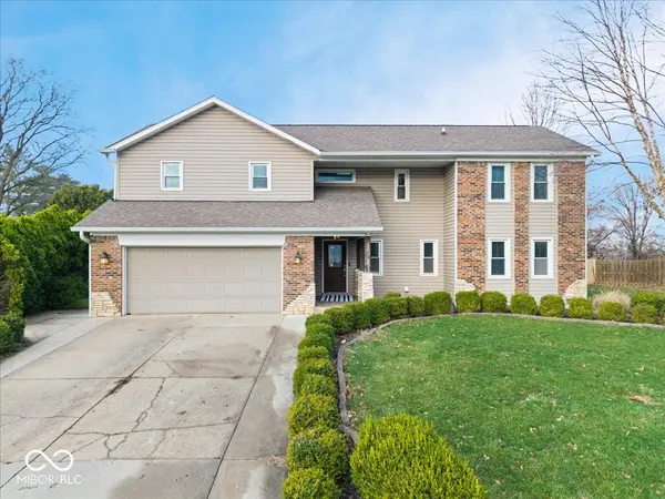 84 Glenbrook LN,  Avon,  IN 46123