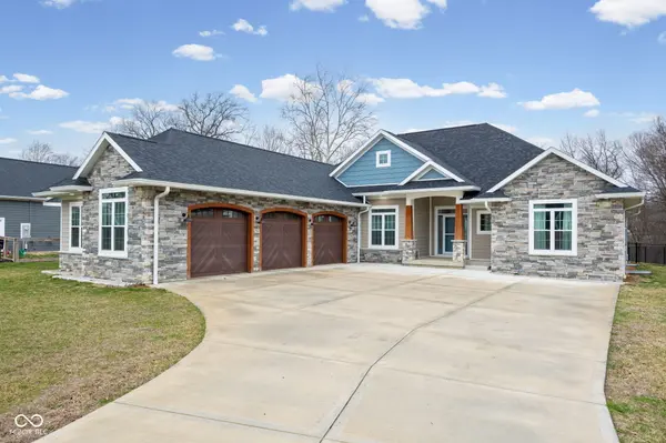 1015 Peach LN, Covington, IN 47932
