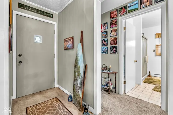 646 Jefferson VLY, Coatesville, IN 46121
