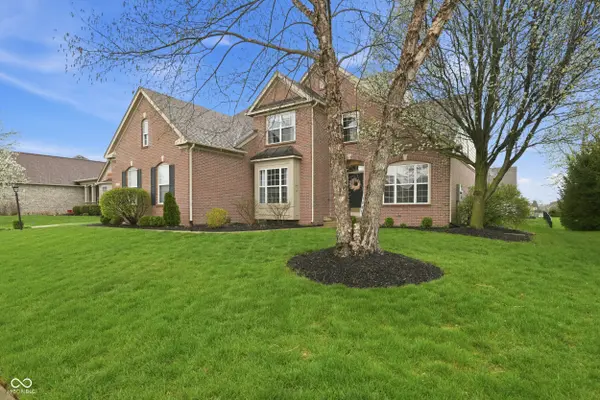 1559 Redsunset DR, Brownsburg, IN 46112