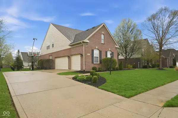 1559 Redsunset DR, Brownsburg, IN 46112