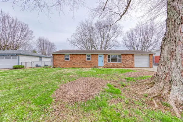 1304 Douglas LN, Anderson, IN 46017
