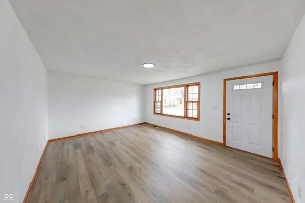 1304 Douglas LN, Anderson, IN 46017