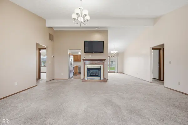 2100 N Halifax DR, Muncie, IN 47304