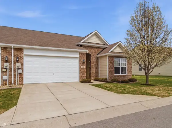 156 Coatsville DR, Westfield, IN 46074
