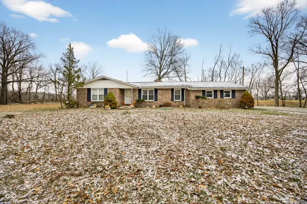 5946 W State Road 48, Jasonville, IN 47438