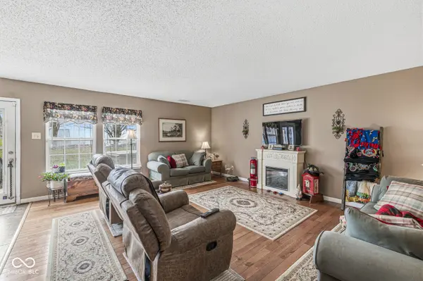 10603 Howe RD, Fishers, IN 46038