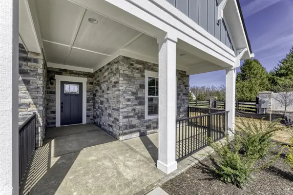 16742 Sunland Farm DR, Fishers, IN 46040