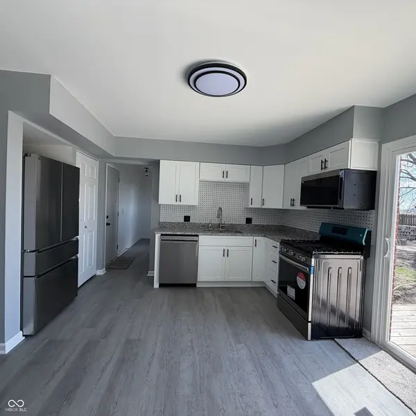 201 W Walnut ST, Kempton, IN 46049