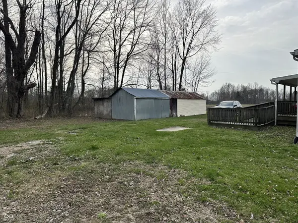 8730 S Byfield ST, Commiskey, IN 47227