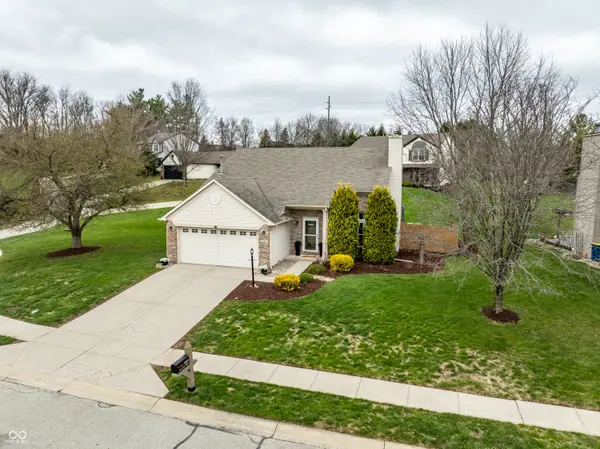9660 Overcrest DR, Fishers, IN 46037