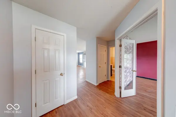 1125 Central Park BLVD N, Greenwood, IN 46143