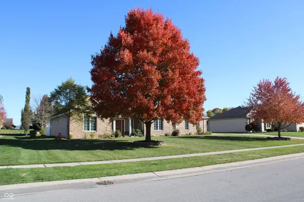 408 Steeplechase DR, Auburn, IN 46706