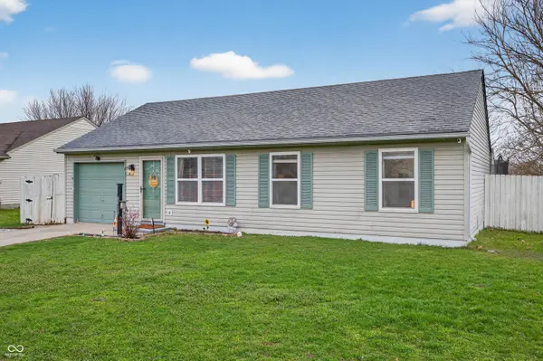 4023 Dogwood LN, Franklin, IN 46131