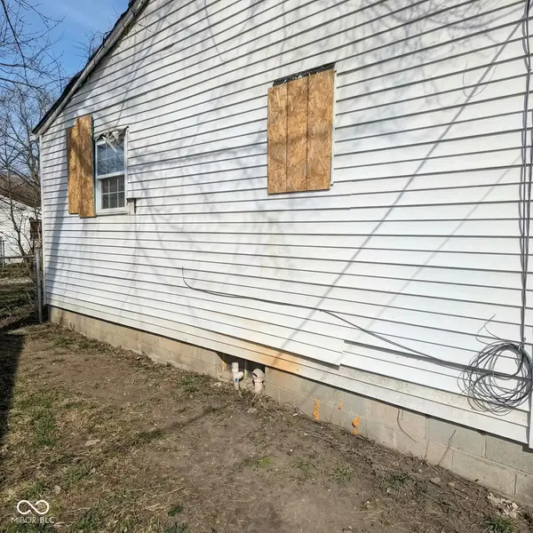 210 Maple ST, Tipton, IN 46072