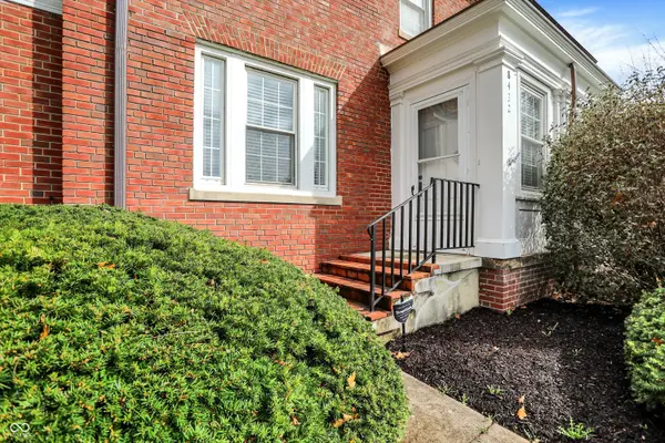 8432 E 56th ST, Indianapolis, IN 46216