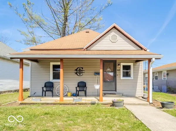 1614 P AVE, New Castle, IN 47362