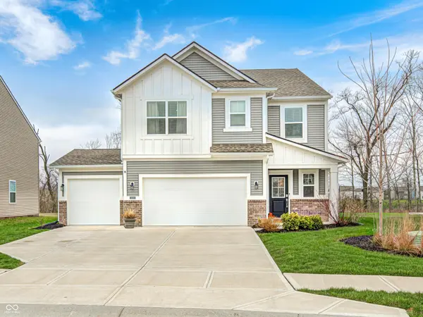 3694 Locust DR, Danville, IN 46122