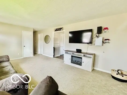 51 N Brewer ST, Greenwood, IN 46142