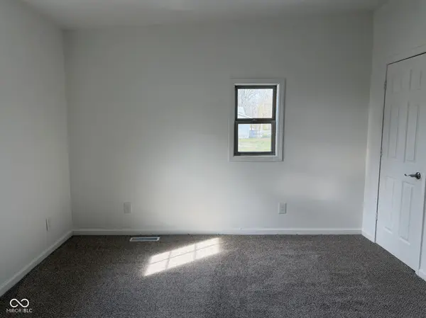 522 N Main ST, Clinton, IN 47842