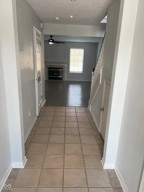15313 Wandering WAY, Noblesville, IN 46060