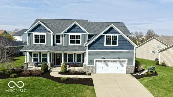 15654 Gateshead DR, Westfield, IN 46074
