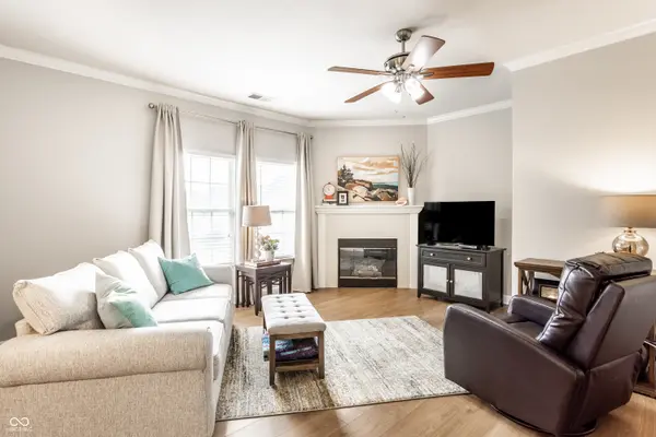 1344 Shadow Ridge RD, Indianapolis, IN 46280