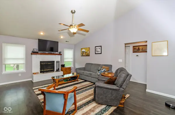 27 Lasalle LN, Pittsboro, IN 46167