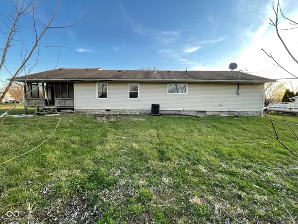 630 Trinton CIR, Bedford, IN 47421