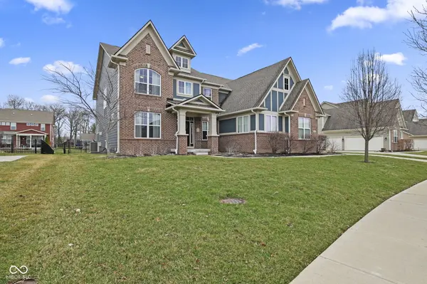 10283 Sinndar LN, Fishers, IN 46040