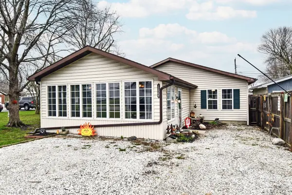 1524 S R ST,  Elwood,  IN 46036