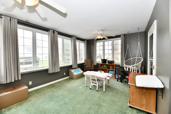 1524 S R ST, Elwood, IN 46036