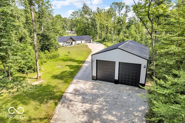 11584 Camp Otto RD, Cloverdale, IN 46120