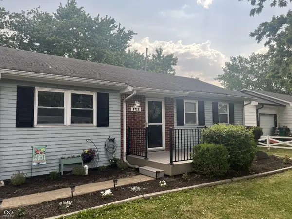 1713 Manor DR, Lebanon, IN 46052