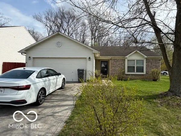 6849 Wandering WAY, Indianapolis, IN 46241