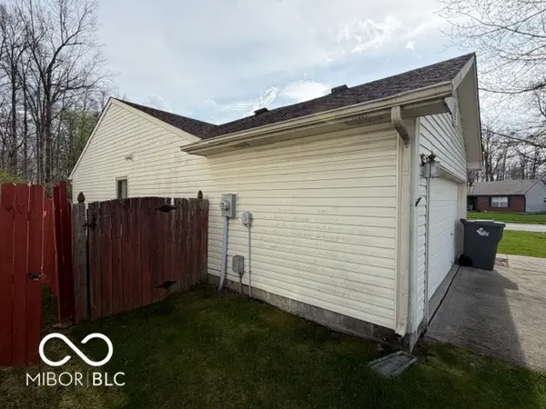 6849 Wandering WAY, Indianapolis, IN 46241