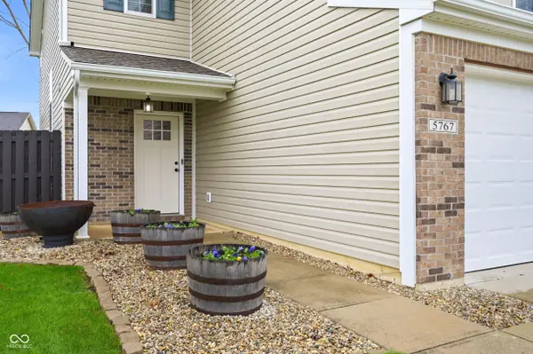 5767 Scotland ST, Indianapolis, IN 46234